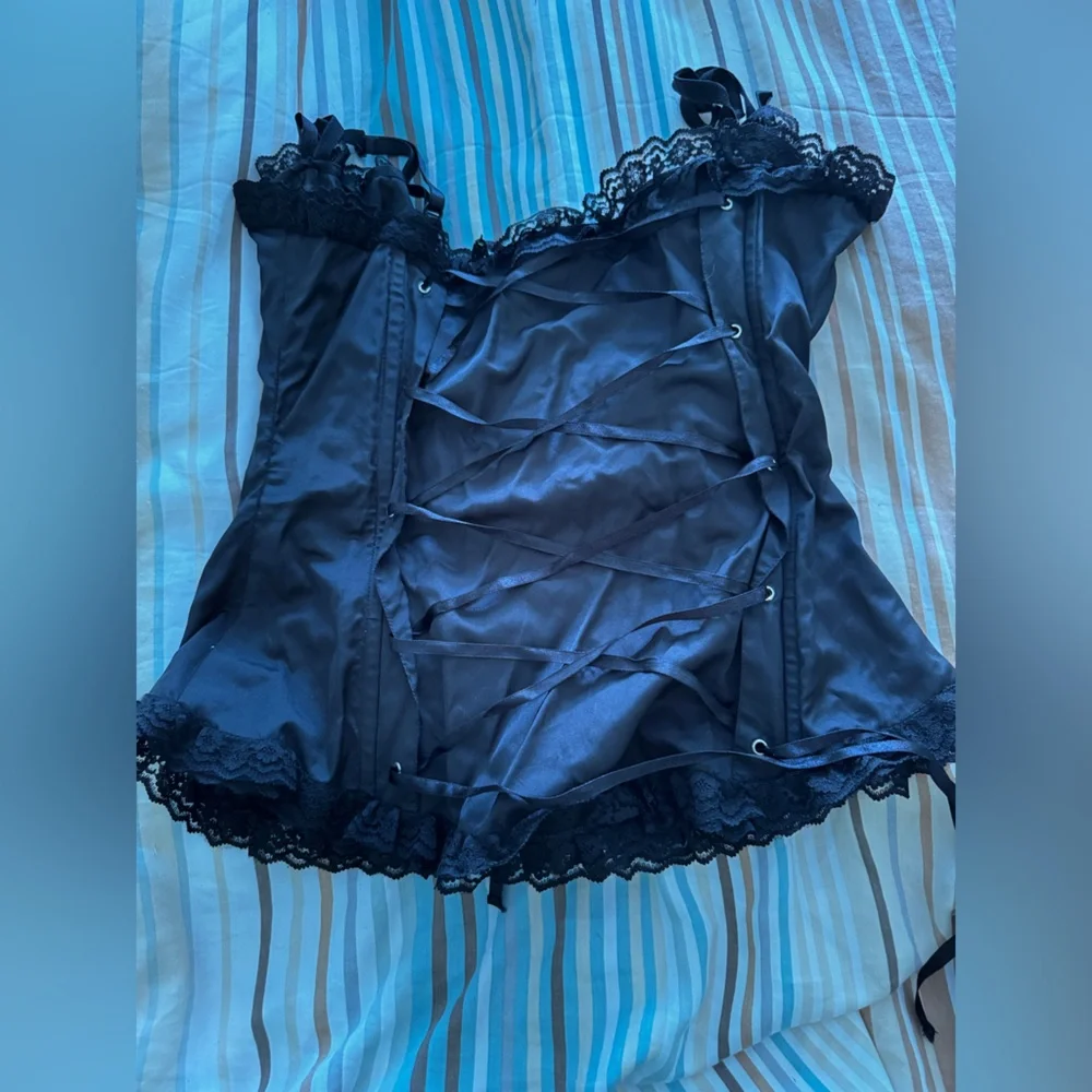 Vintage Goth 90s Corset Top - Picture 3 of 3